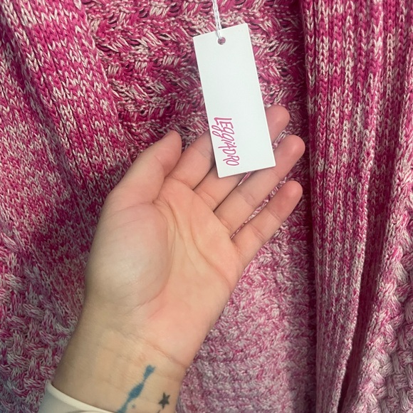 *SOLD*NWT Leggiadro Sweater - Picture 4 of 4
